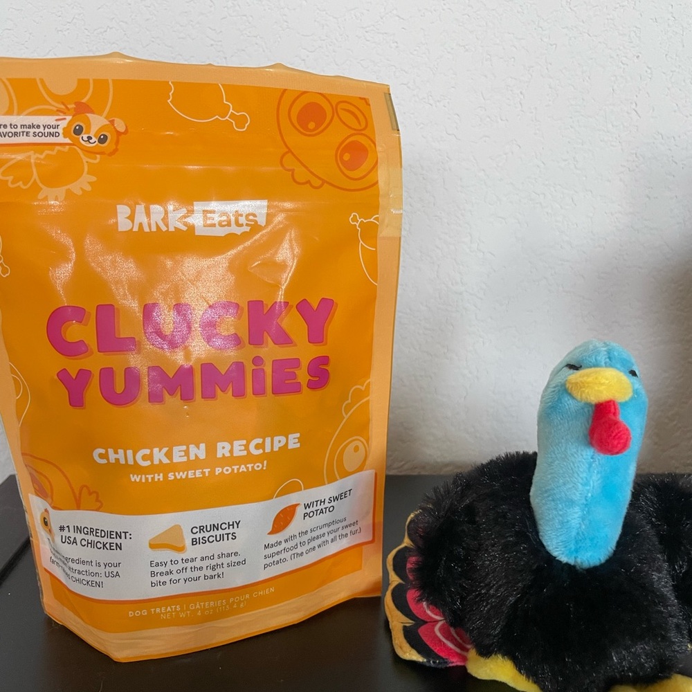 🐶 Bark Box 🐶 Turkey Tim 🦃 & Clucky Yummies Treats